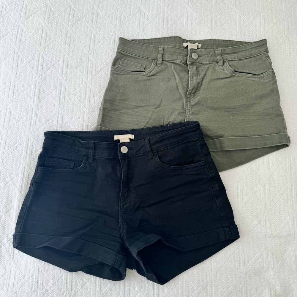 H&M Women's Black and Green Jean Shorts
